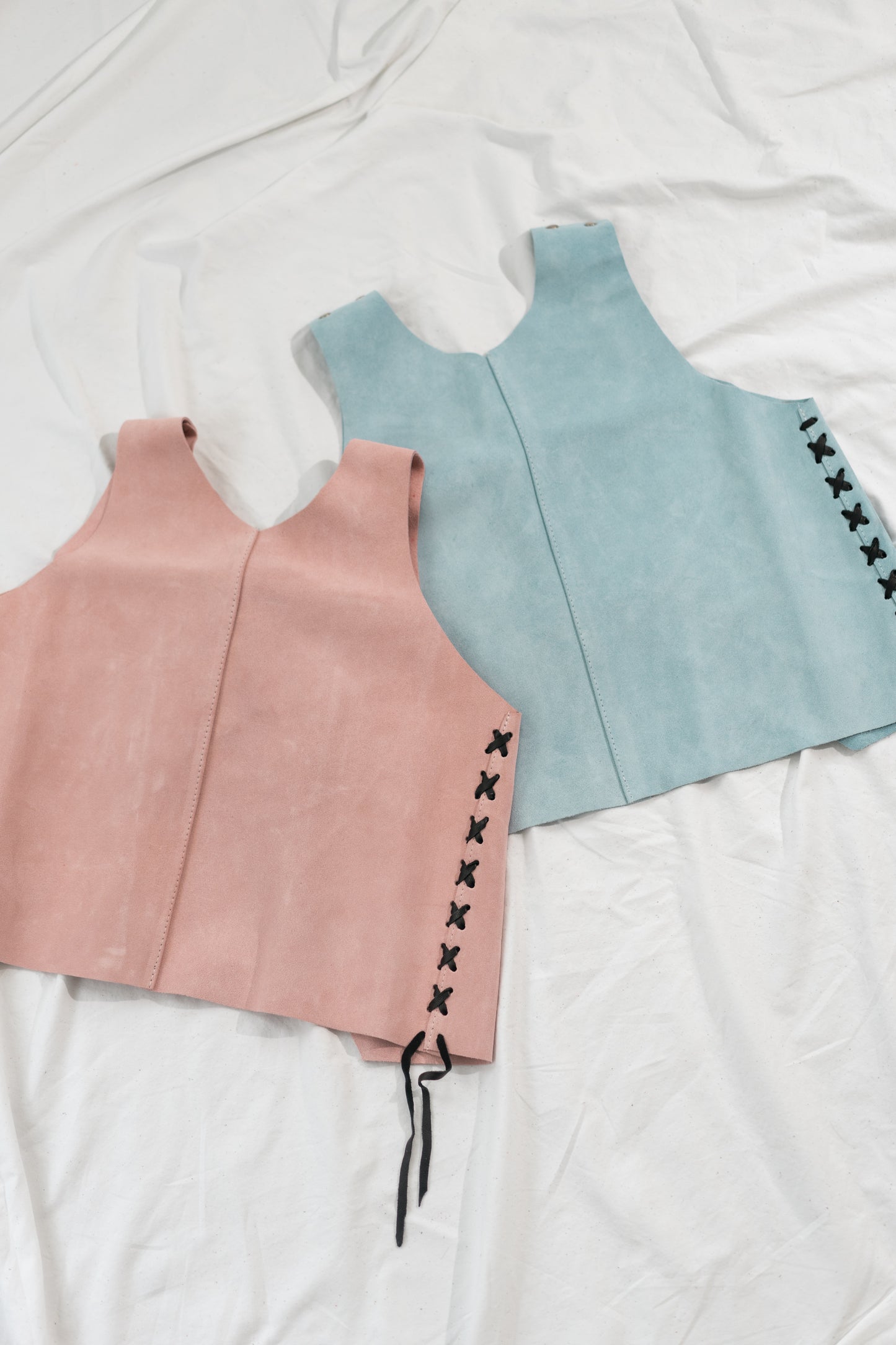 ANDES SOPHISTICATION TOP & VEST - SUEDE