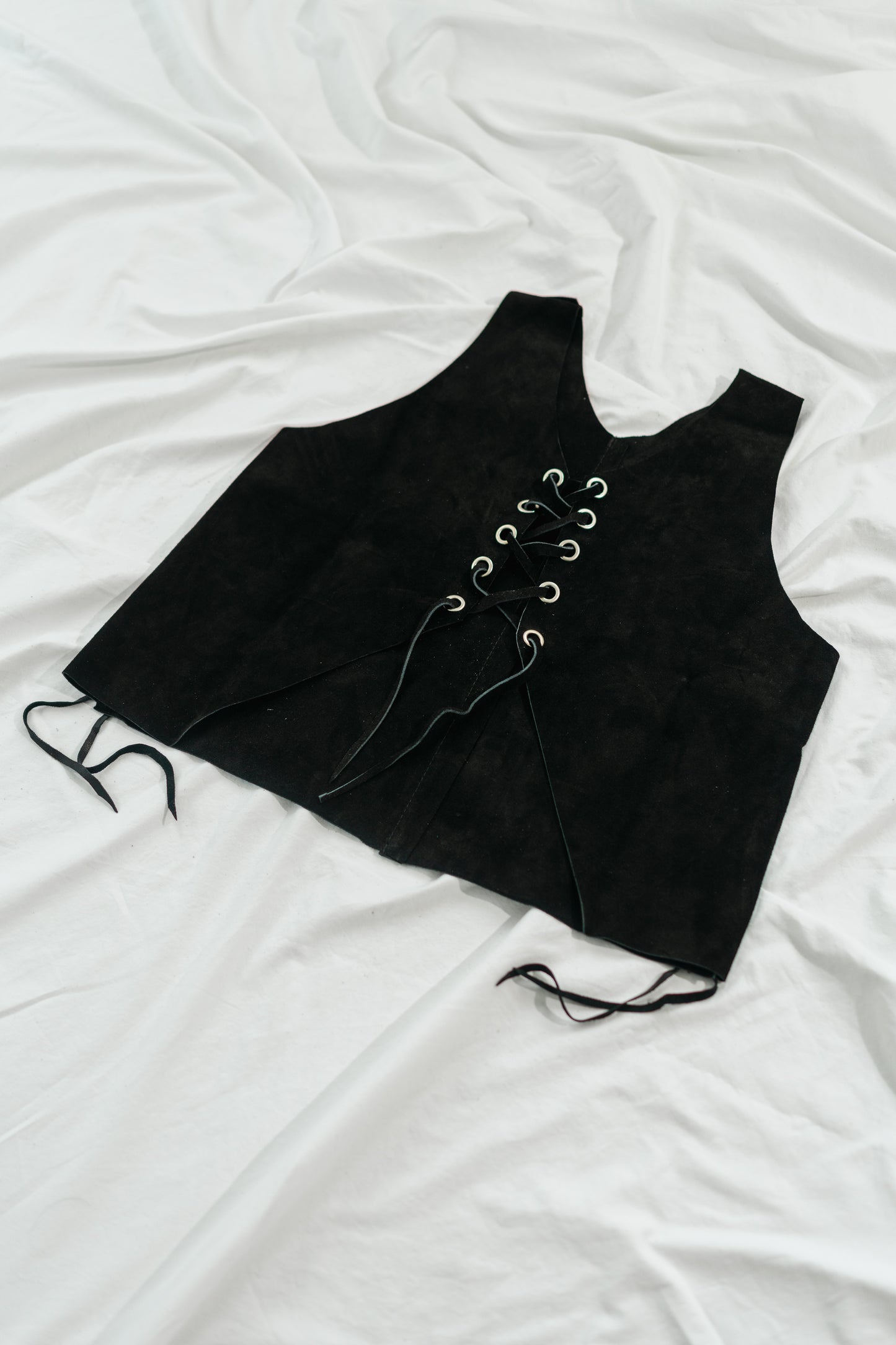 ANDES SOPHISTICATION TOP & VEST - SUEDE